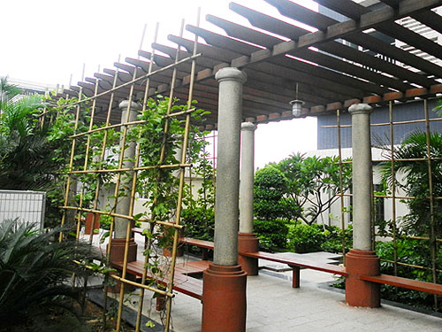 广州新塘广场——空中花园内凉亭及花架环境